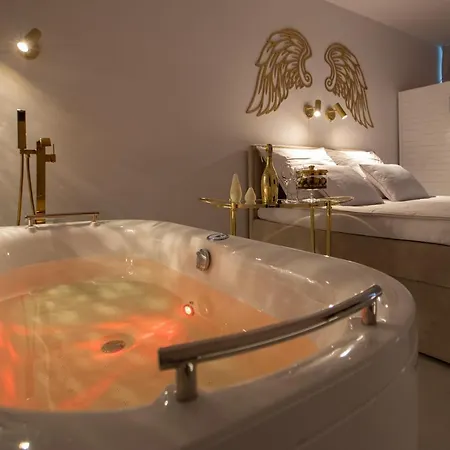 Appartamento Apartament Sauna&jacuzzi Gold Solny *