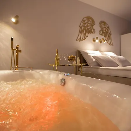 Apartament Sauna&jacuzzi Gold Solny Apartment Kolobrzeg